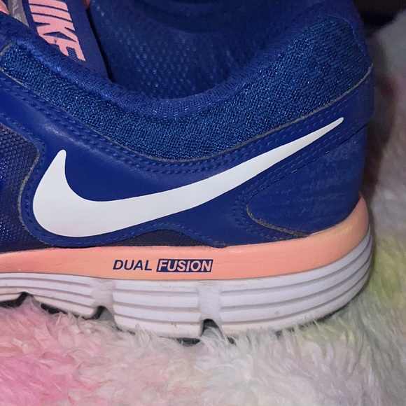 COPY - Nike Dual fusion SD2 shoes - Picture 4 of 7